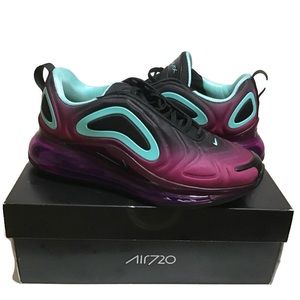 ❌SOLD❌Nike Air Max 720 Hyper Violet Aurora